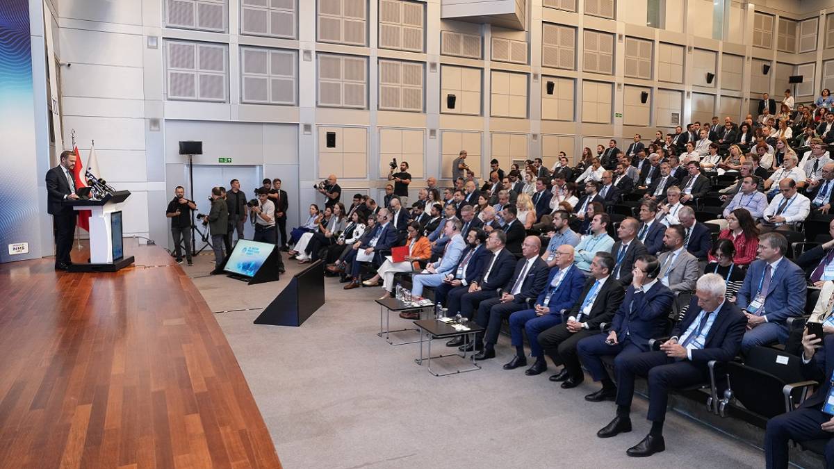 Yeni Nükleer Çağ İstanbul'da MASAYA yatırıldı!