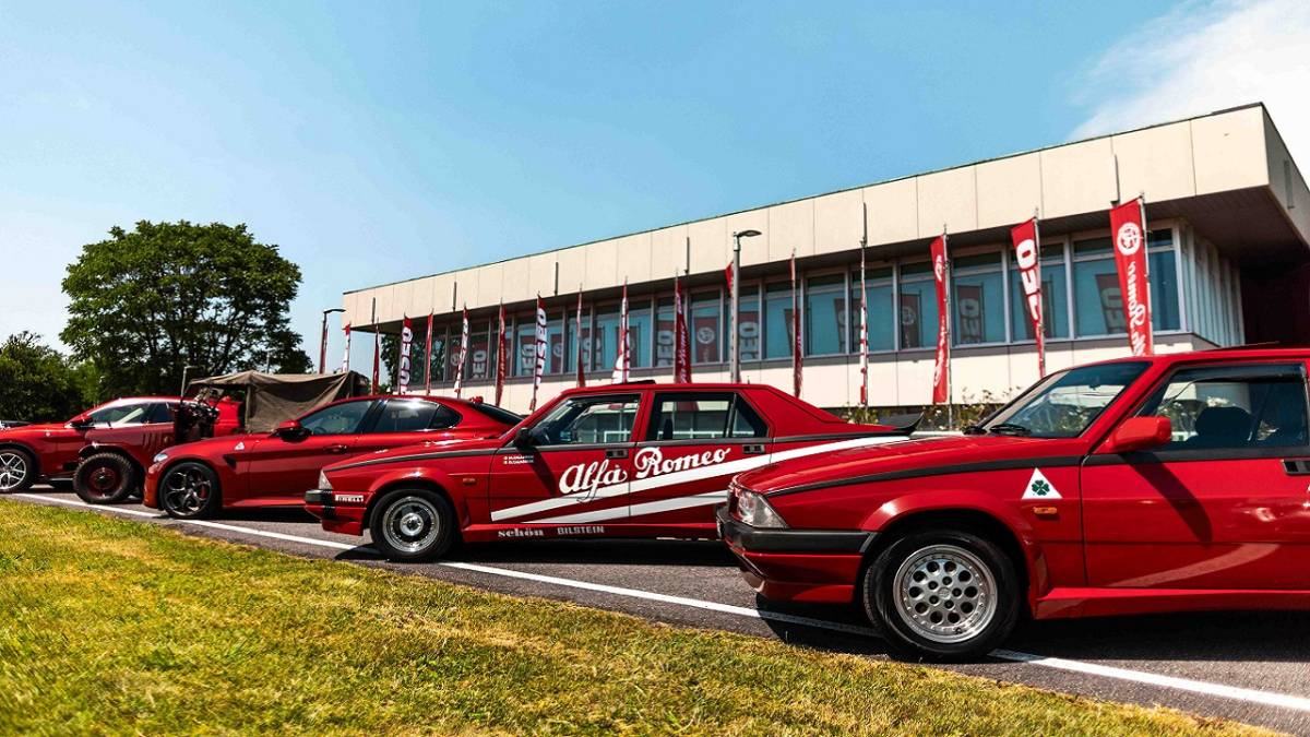 Alfa Romeo en yeni özel modellerini sergiledi