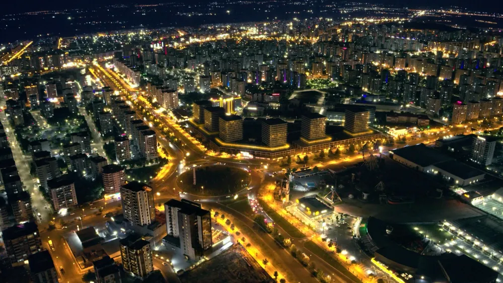 Elektrik Aydınlatmanın YENİ yüzü Yılmaz Vural oldu!